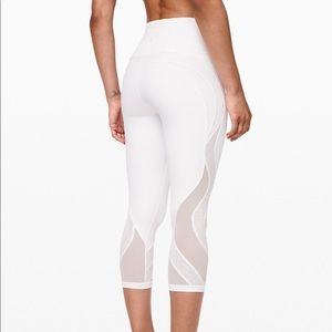 Lululemon Wunder Under Lace Crop Leggings